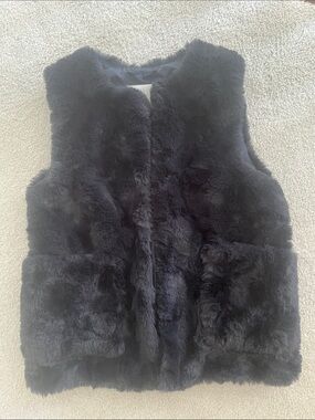 Girls Zara dark navy Faux Fur Vest - Plush Sleeveless Layer